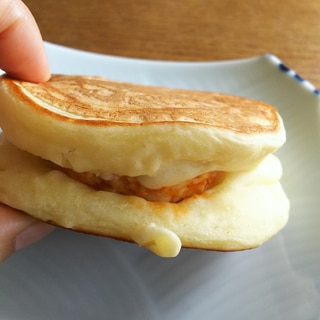 ホットケーキミックスでハンバーガー